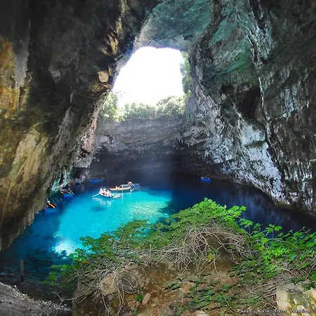 アパート Faidra Superb Sea View In アルゴストリオン
